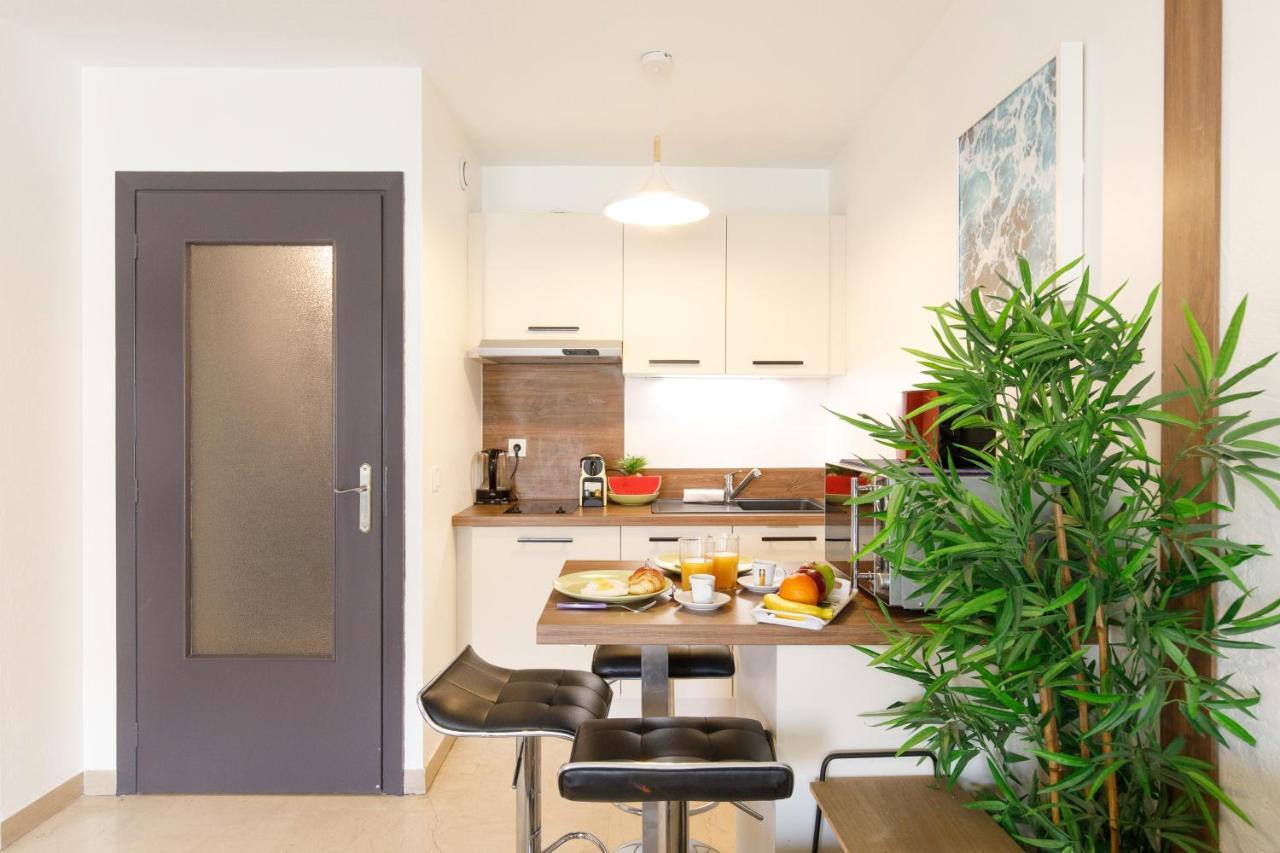 Apartment Le Charme Yourhosthelper *